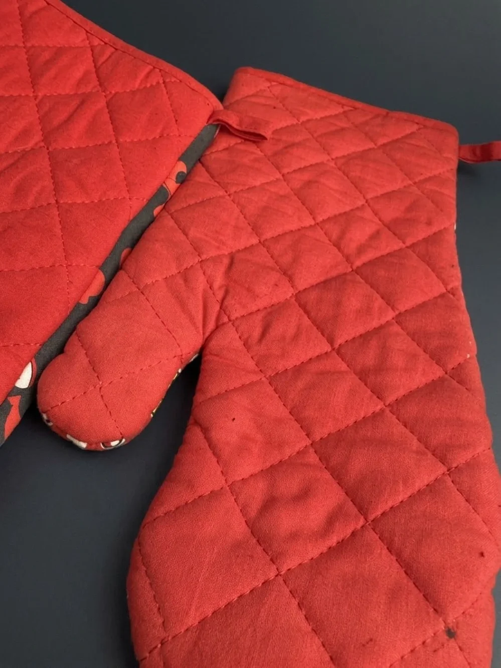 Disney Red and Black Mickey & Minnie Oven Mitt Set